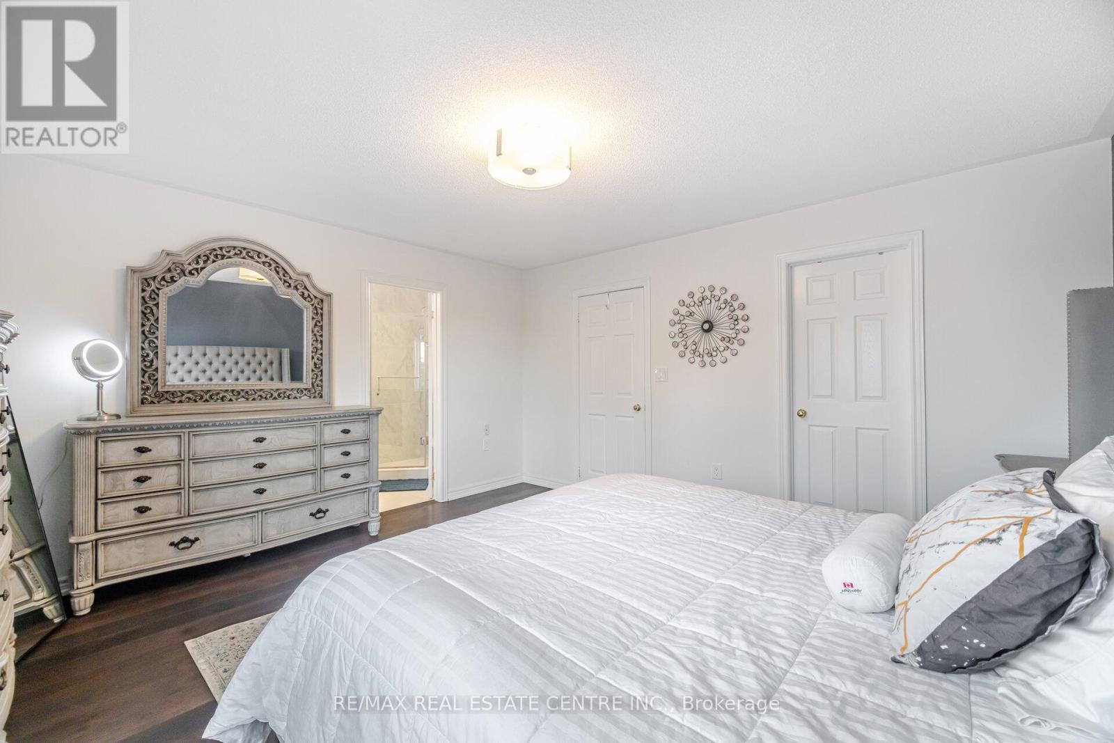 35 - 2295 Rochester Circle, Oakville, Ontario  L6M 5C8 - Photo 25 - W12583598