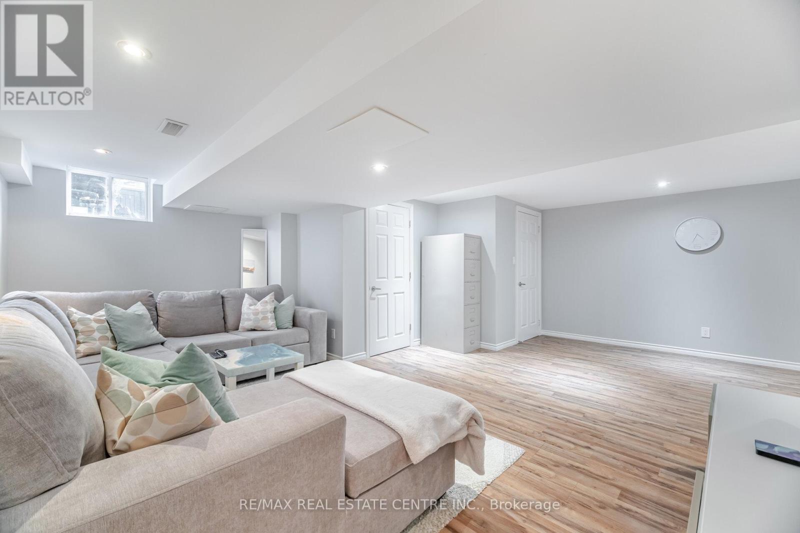 35 - 2295 Rochester Circle, Oakville, Ontario  L6M 5C8 - Photo 39 - W12583598