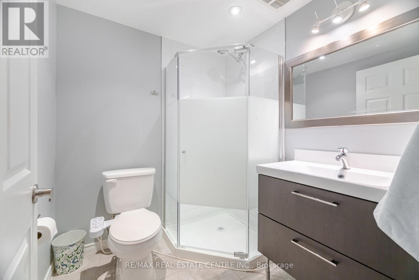 35 - 2295 Rochester Circle, Oakville, Ontario  L6M 5C8 - Photo 41 - W12583598