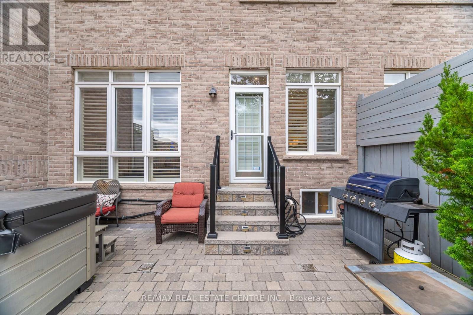 35 - 2295 Rochester Circle, Oakville, Ontario  L6M 5C8 - Photo 45 - W12583598