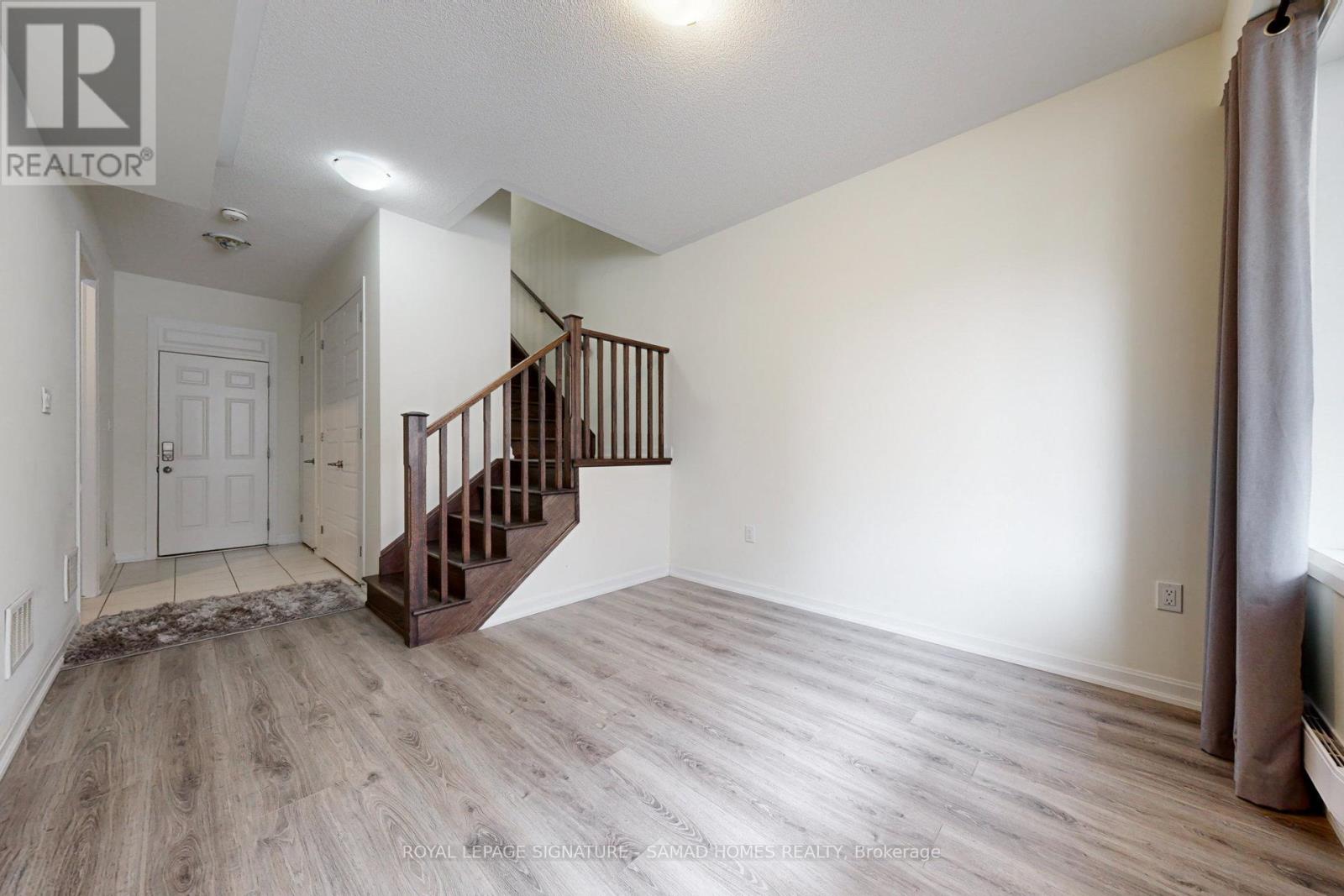 3 - 98 Huguenot Road, Oakville, Ontario  L6H 0X3 - Photo 17 - W12583606