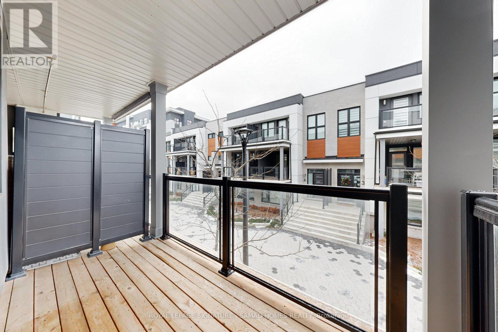 3 - 98 Huguenot Road, Oakville, Ontario  L6H 0X3 - Photo 37 - W12583606