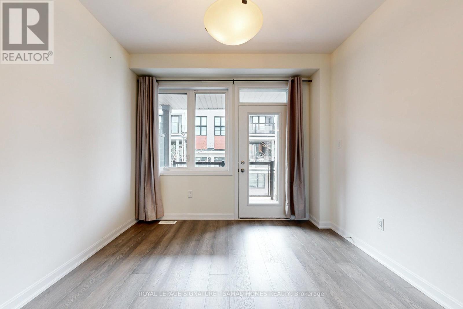 3 - 98 Huguenot Road, Oakville, Ontario  L6H 0X3 - Photo 42 - W12583606