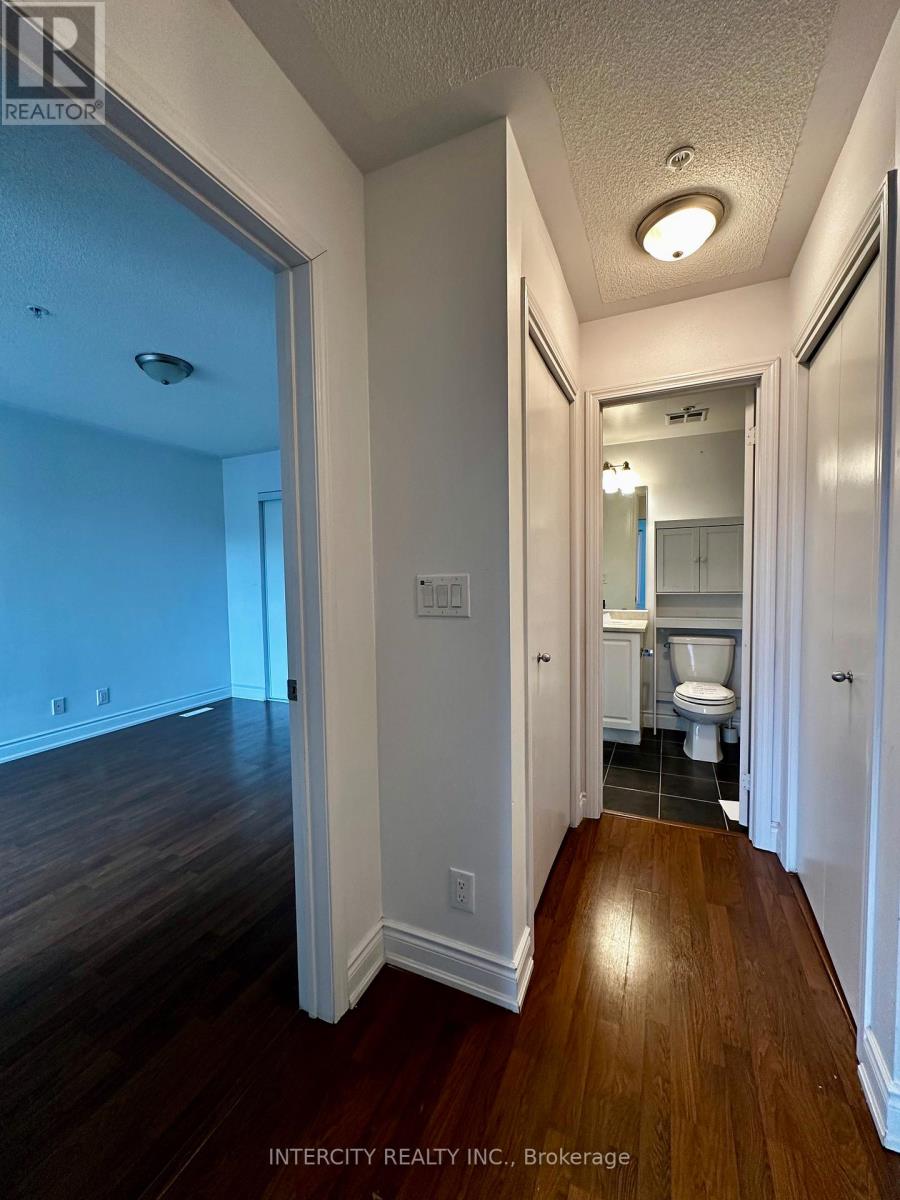 206 - 25 Richgrove Drive, Toronto, Ontario  M9R 0A3 - Photo 17 - W12583610