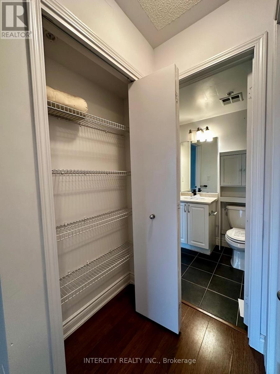 206 - 25 Richgrove Drive, Toronto, Ontario  M9R 0A3 - Photo 20 - W12583610