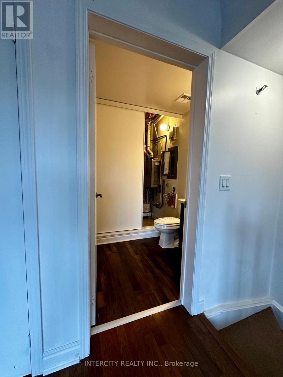 206 - 25 Richgrove Drive, Toronto, Ontario  M9R 0A3 - Photo 6 - W12583610