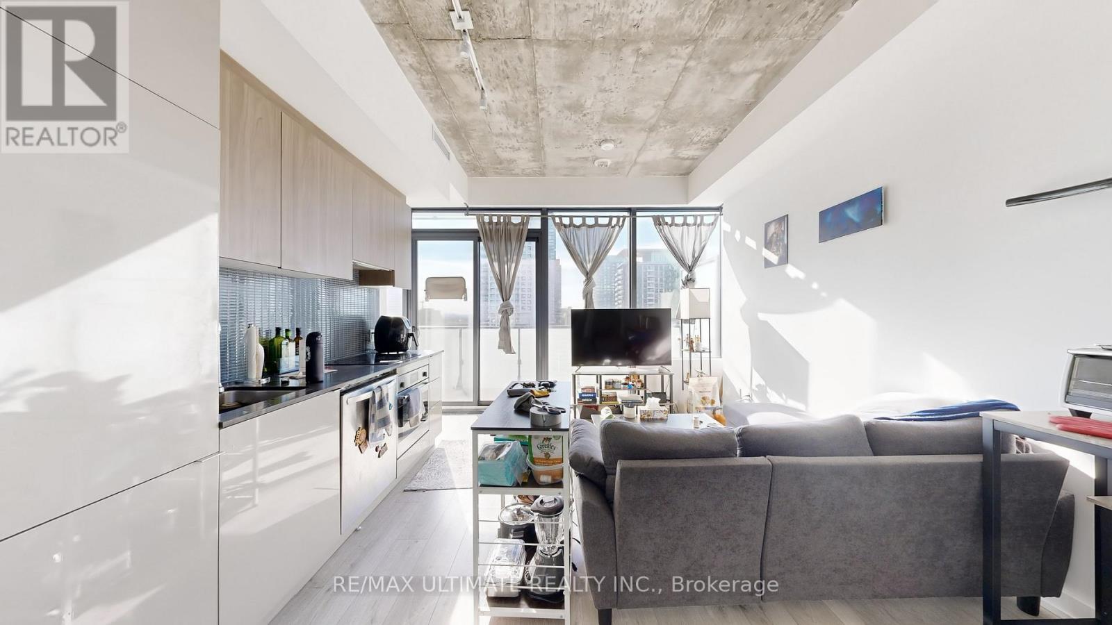 2102 - 161 Roehampton Avenue, Toronto, Ontario  M4P 0C8 - Photo 10 - C12436284