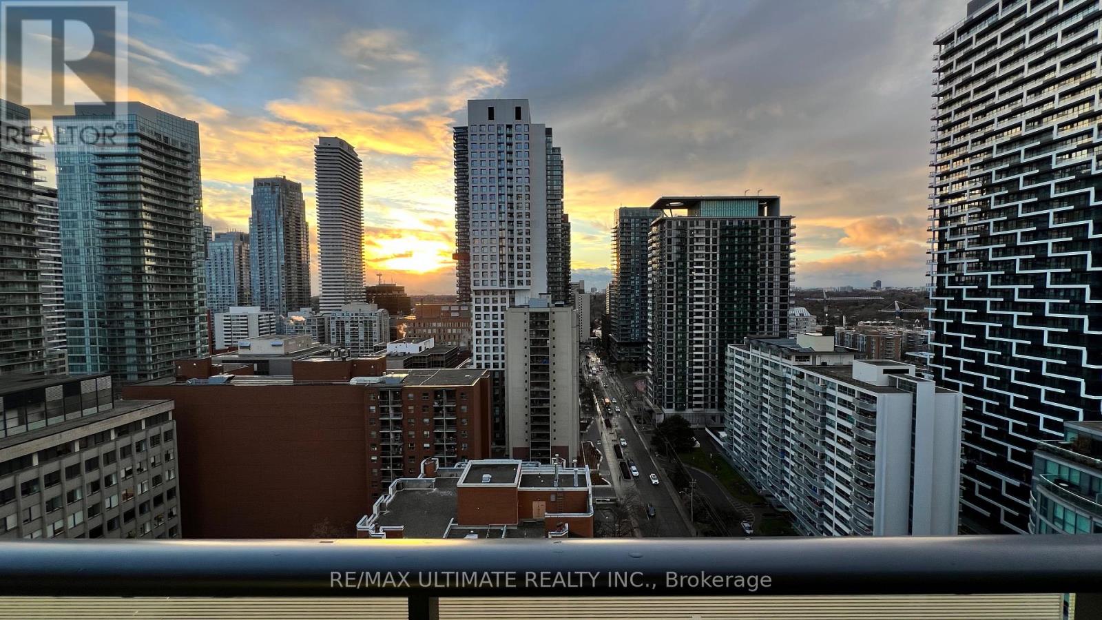 2102 - 161 Roehampton Avenue, Toronto, Ontario  M4P 0C8 - Photo 24 - C12436284