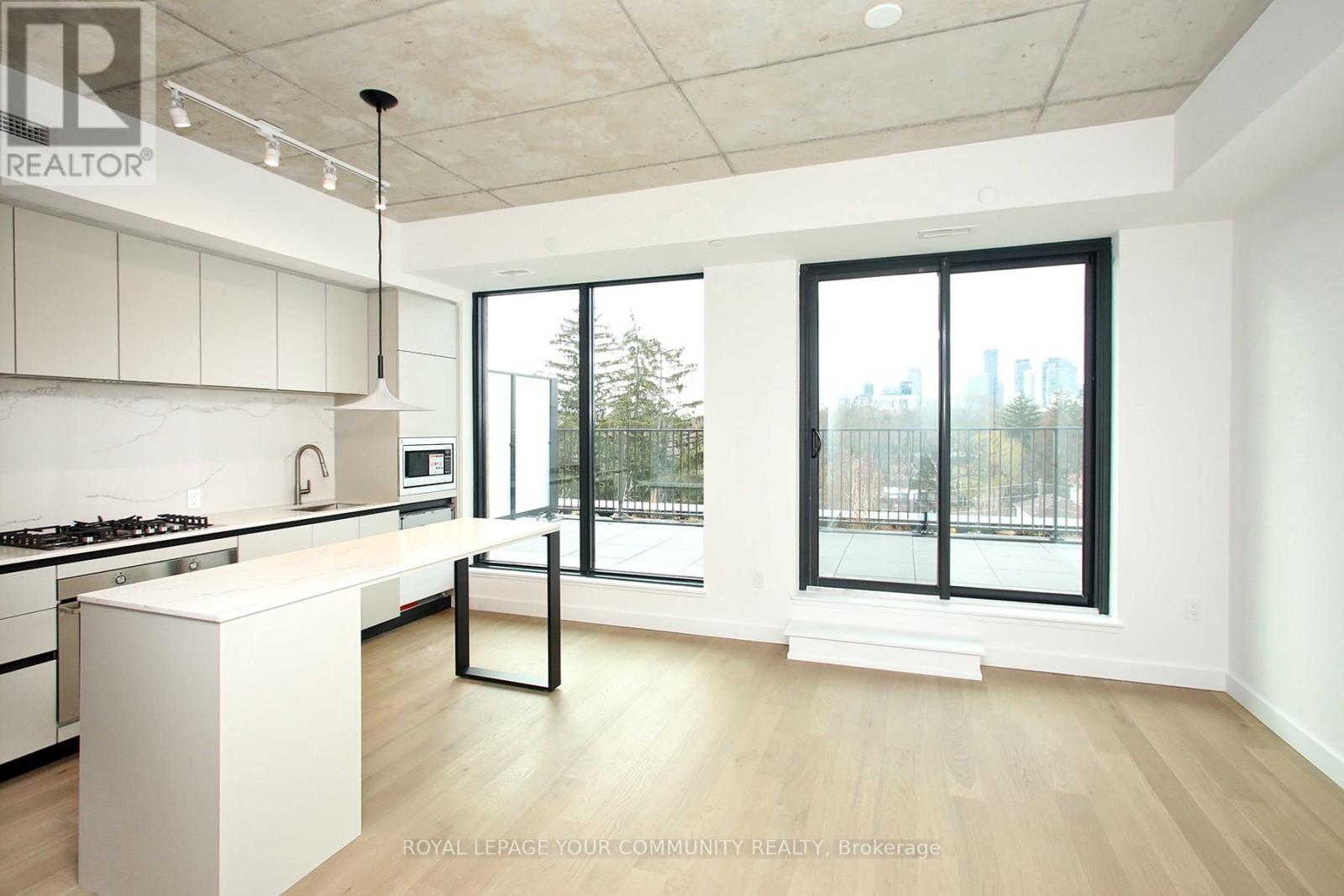 702 - 1720 Bayview Avenue, Toronto, Ontario  M4G 3C4 - Photo 1 - C12581870