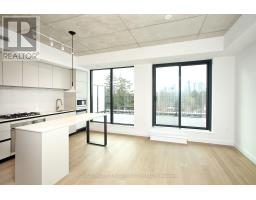 702 - 1720 BAYVIEW AVENUE, Toronto, Ontario