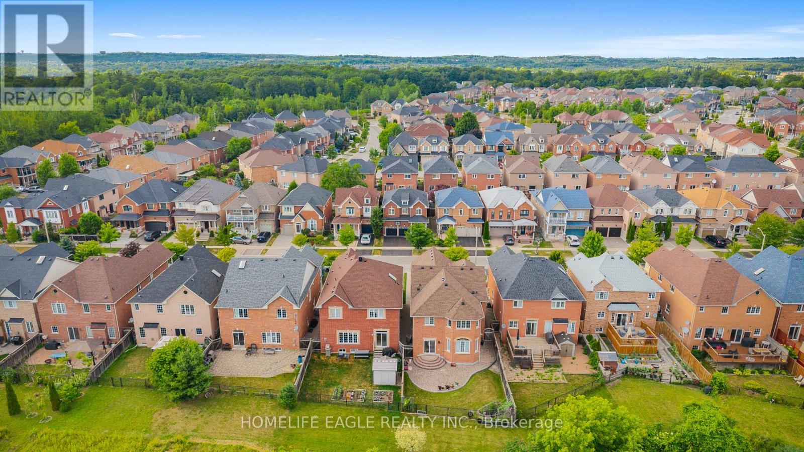 90 Barnwood Drive, Richmond Hill, Ontario  L4E 5A2 - Photo 26 - N12582408