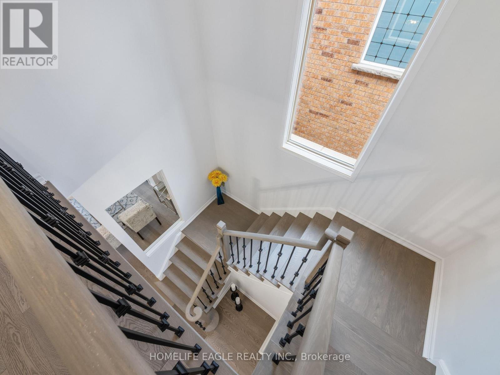 90 Barnwood Drive, Richmond Hill, Ontario  L4E 5A2 - Photo 24 - N12582408