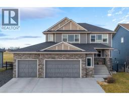 264 Boulder Creek Crescent SE Boulder Creek Estates