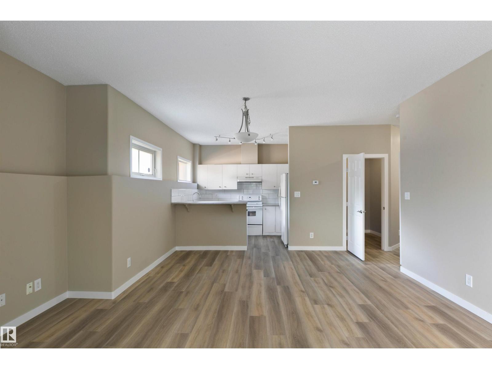 #104 10905 109 St Nw, Edmonton, Alberta  T5H 3C2 - Photo 1 - E4461182