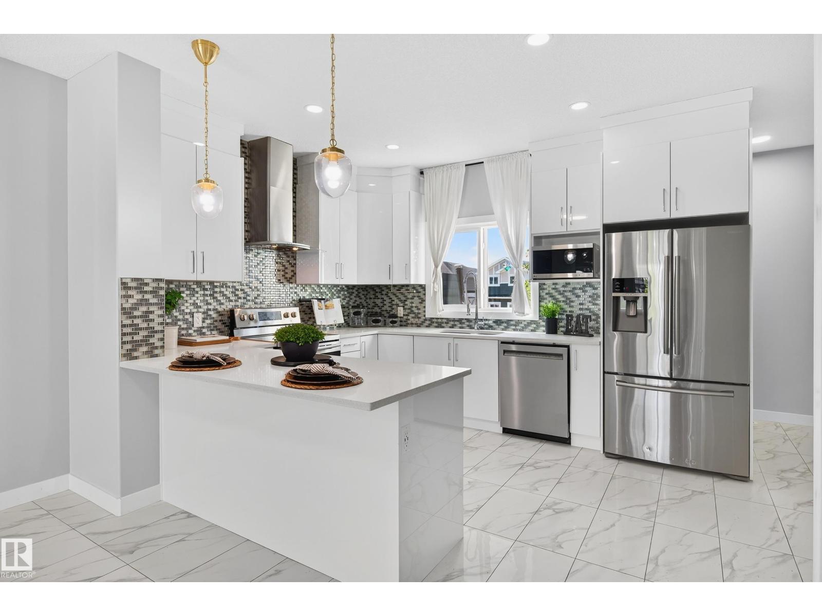 4710 35 St, Beaumont, Alberta  T4X 2Y4 - Photo 1 - E4459198