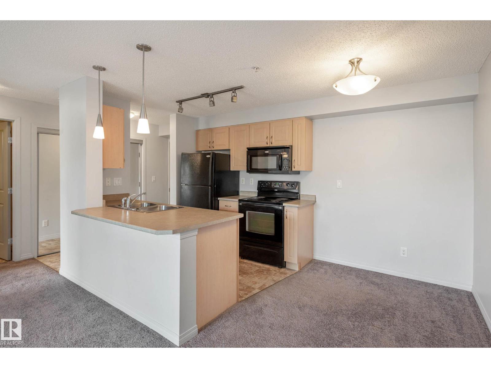 #319 13907 136 St Nw, Edmonton, Alberta  T6V 1Y5 - Photo 1 - E4464877