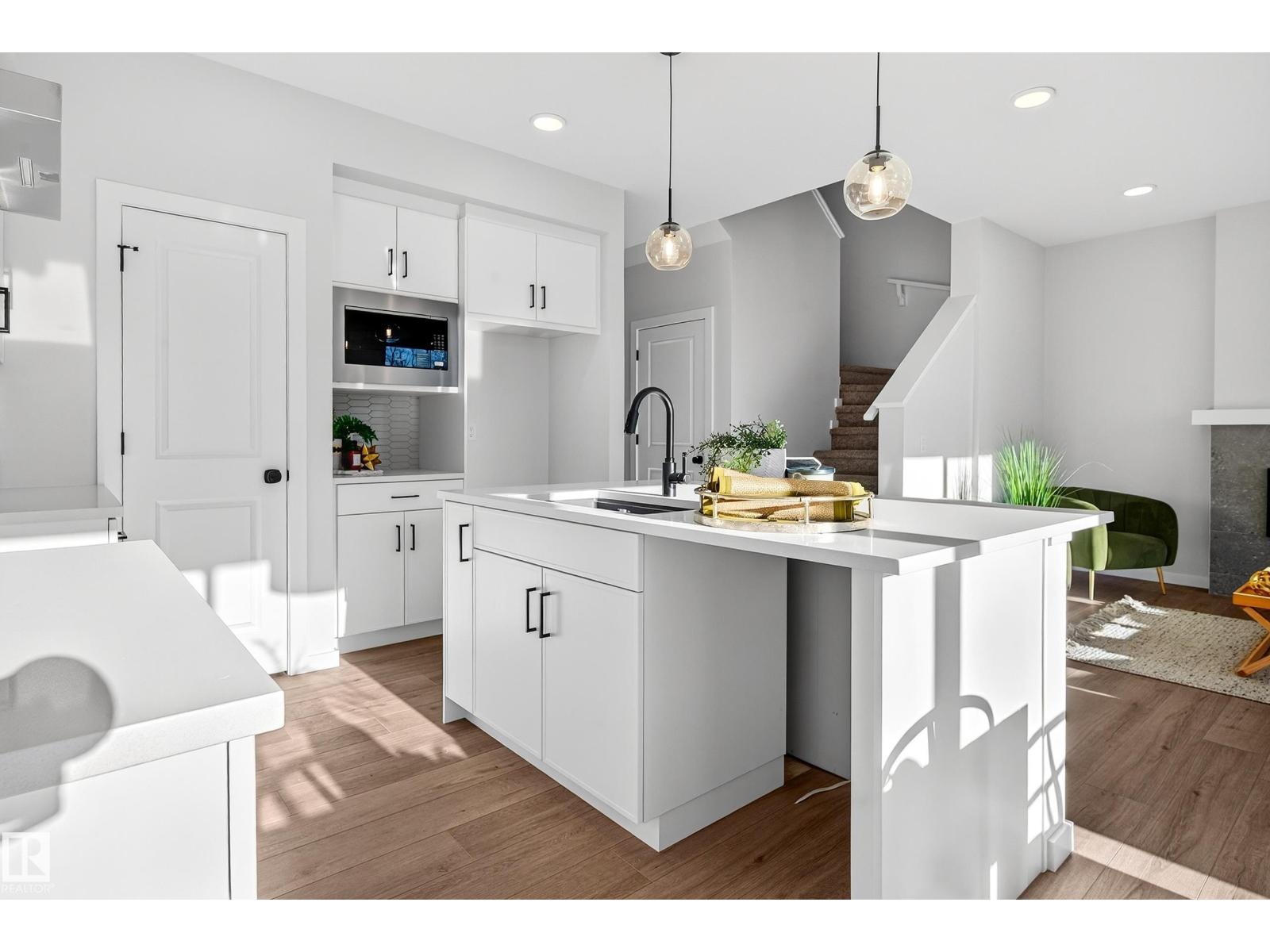 105 Stonehouse Wy, Leduc, Alberta  T9E 1R1 - Photo 11 - E4466264