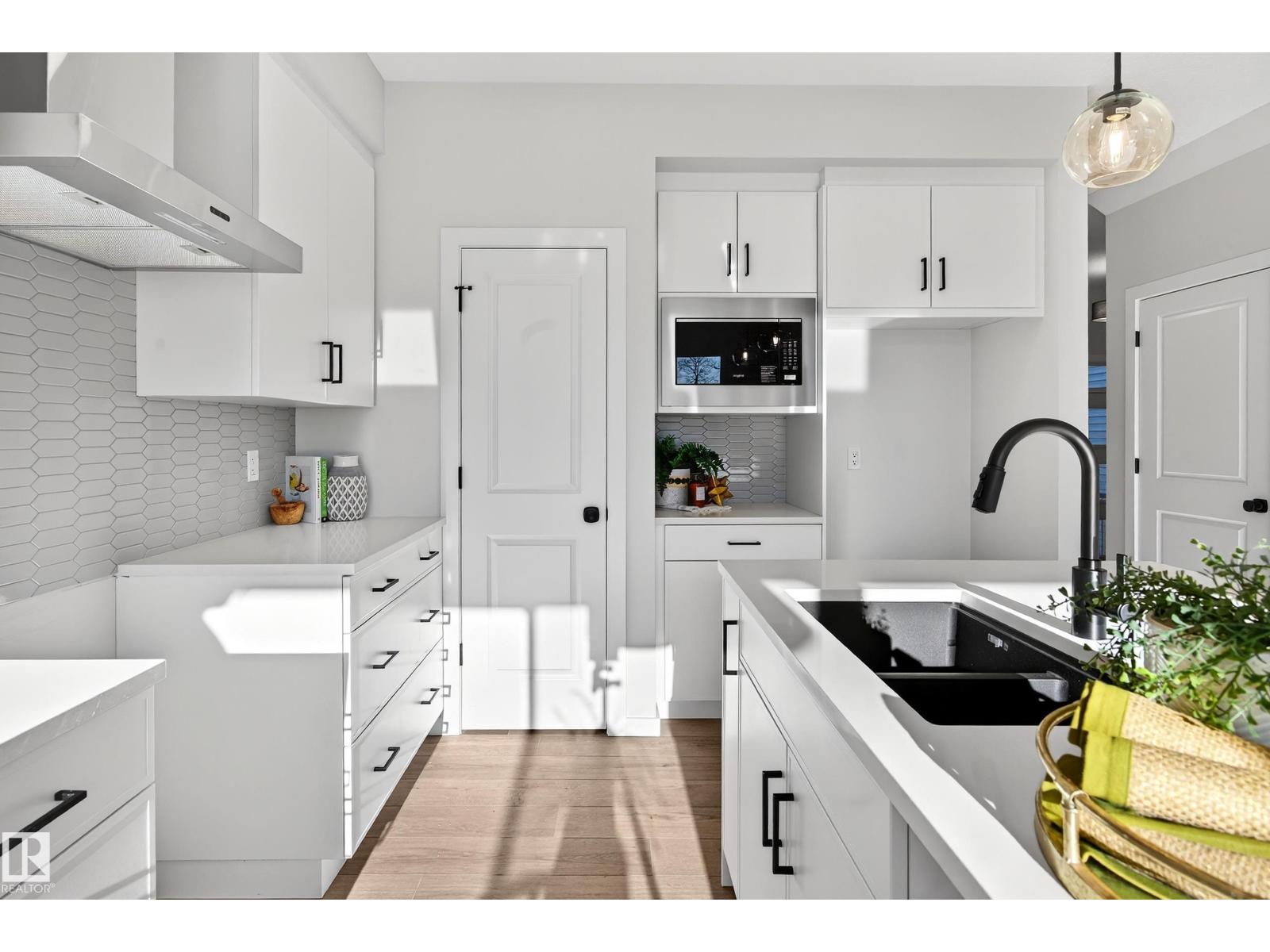 105 Stonehouse Wy, Leduc, Alberta  T9E 1R1 - Photo 10 - E4466264