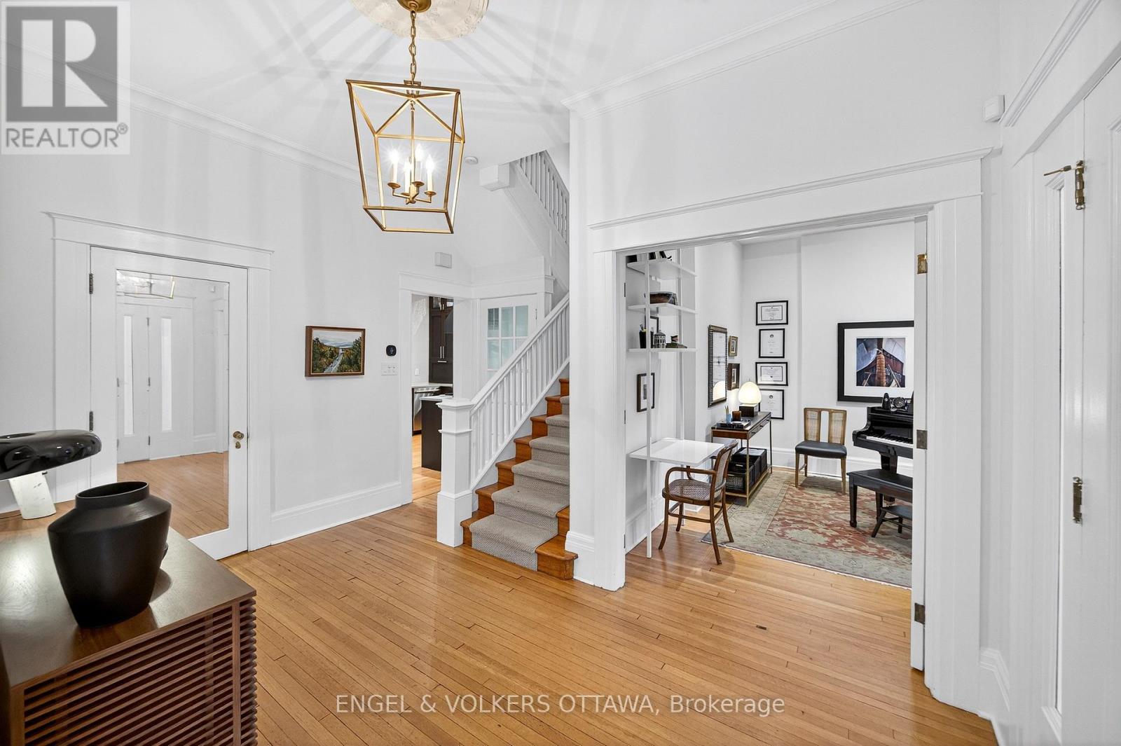 297 Clemow Avenue, Ottawa, Ontario K1S 2B7 - Photo 17 - X12583664