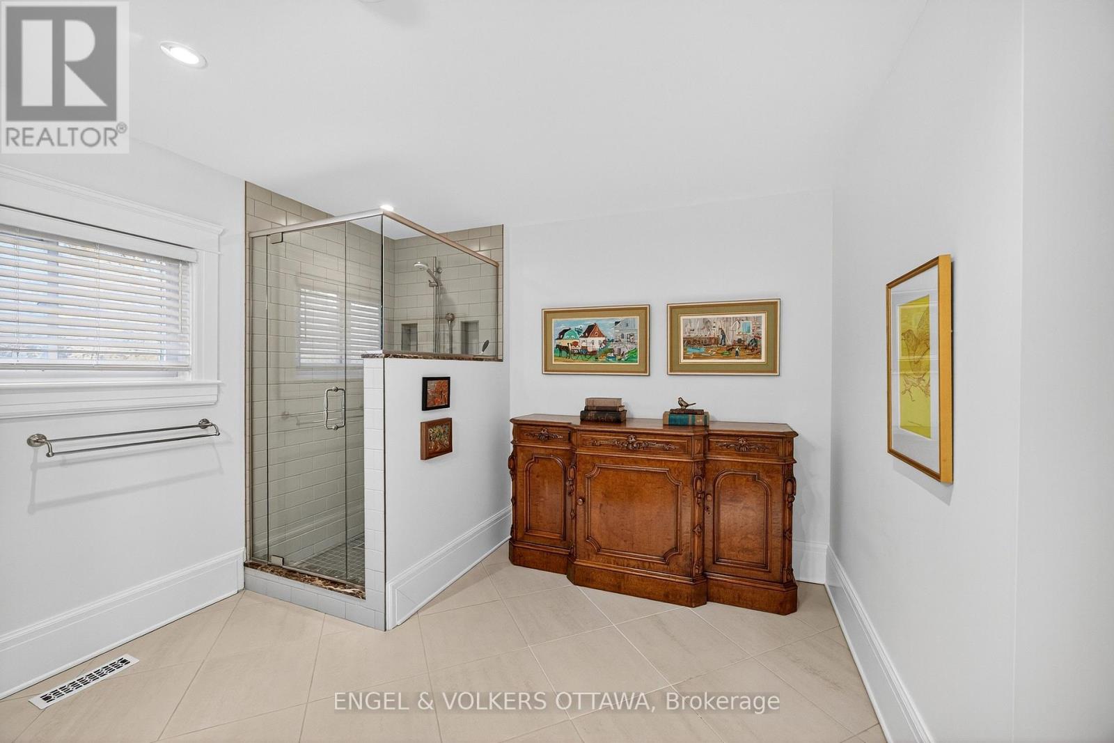 297 Clemow Avenue, Ottawa, Ontario K1S 2B7 - Photo 34 - X12583664