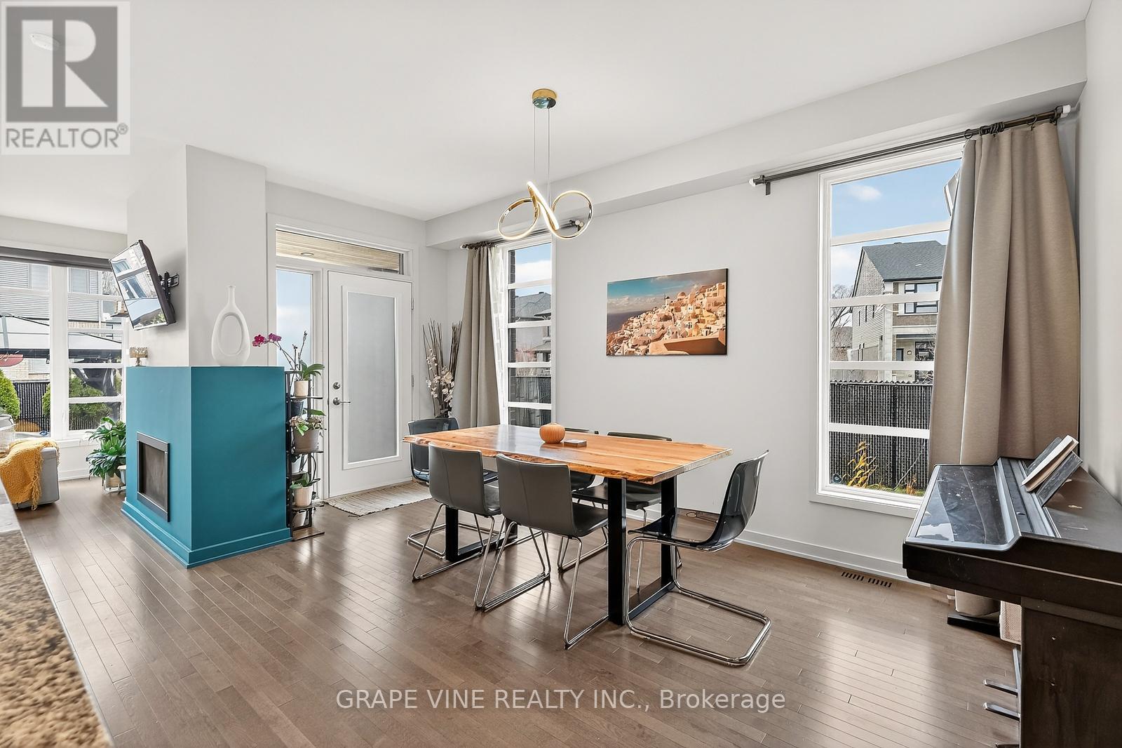 145 Larimar Circle, Ottawa, Ontario K1X 0B6 - Photo 13 - X12583696