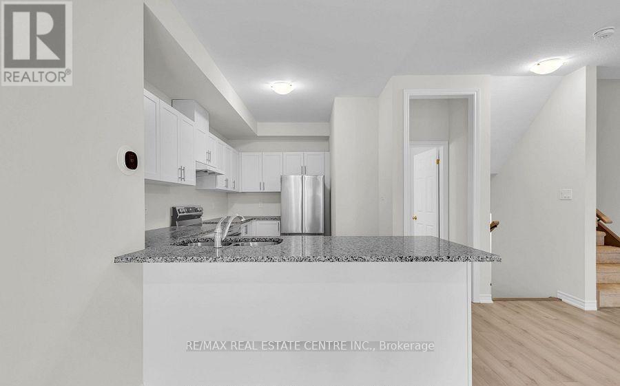 677 Park Road N, Brantford, Ontario  N3R 0C2 - Photo 14 - X12583612