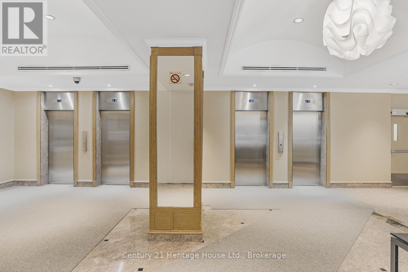 609 - 45 Carlton Street, Toronto, Ontario  M5B 2H9 - Photo 3 - C12583690