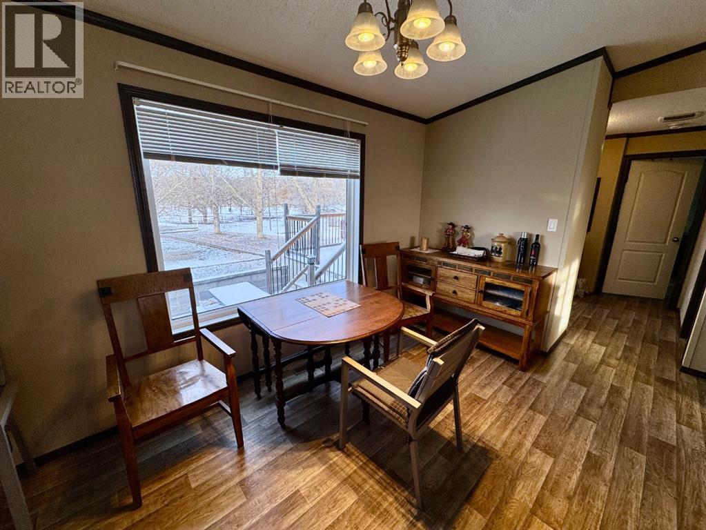 95041a Hwy 2, Fort Macleod, Alberta  T0L 1Z0 - Photo 12 - A2272620