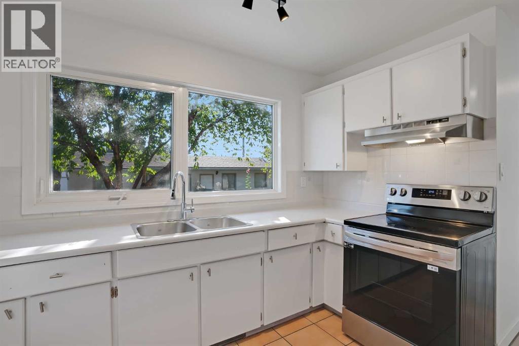 6014 37 Street Sw, Calgary, Alberta  T3E 5M7 - Photo 8 - A2262090