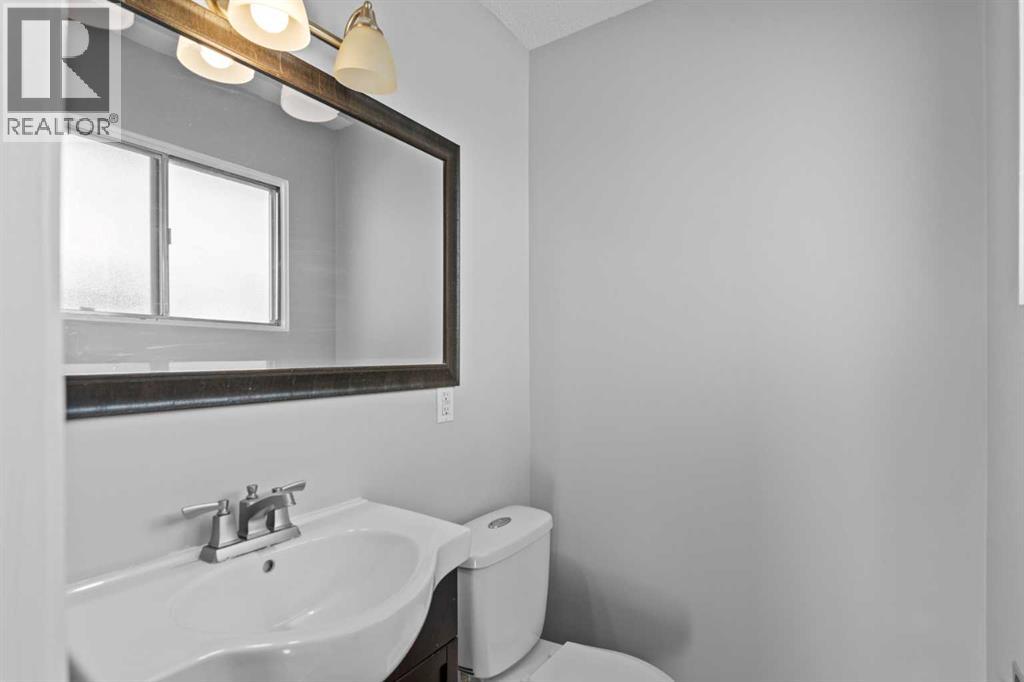 5027 40 Avenue Sw, Calgary, Alberta  T3E 6T9 - Photo 20 - A2267718