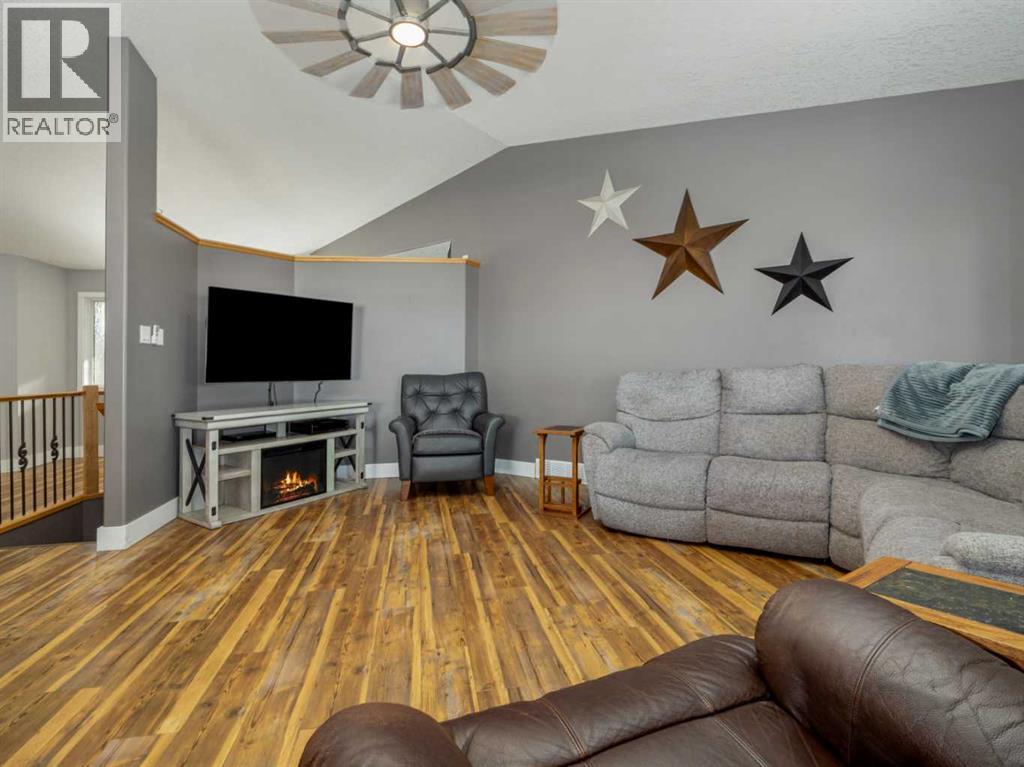 11 Link Spur, Claresholm, Alberta  T0L 0T0 - Photo 12 - A2271208