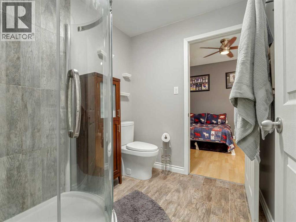 11 Link Spur, Claresholm, Alberta  T0L 0T0 - Photo 32 - A2271208