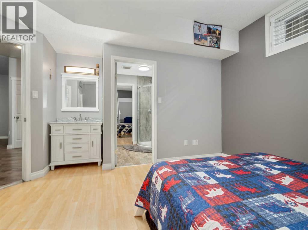 11 Link Spur, Claresholm, Alberta  T0L 0T0 - Photo 35 - A2271208