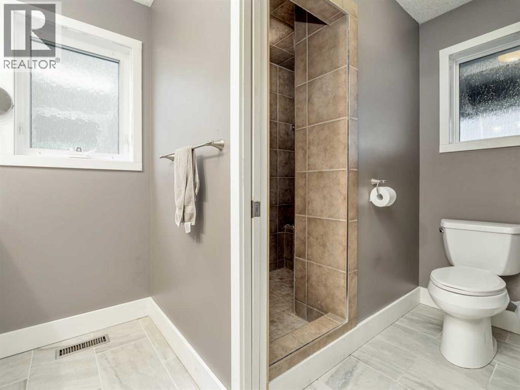 11 Link Spur, Claresholm, Alberta  T0L 0T0 - Photo 20 - A2271208