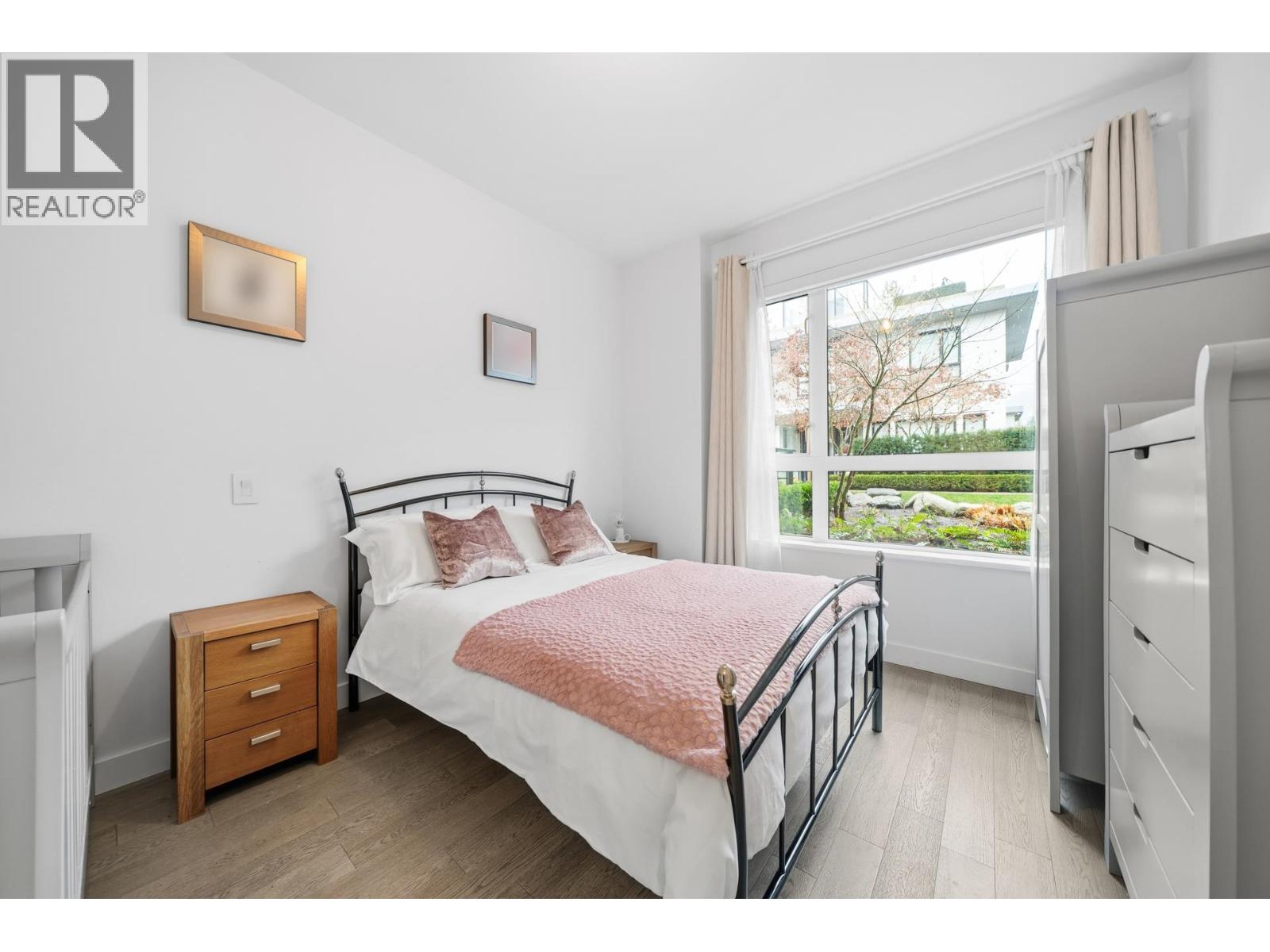 201 3220 Connaught Crescent, North Vancouver, British Columbia  V7R 0A5 - Photo 8 - R3070602