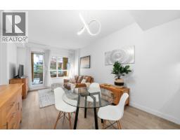 201 3220 Connaught Crescent, North Vancouver, Ca