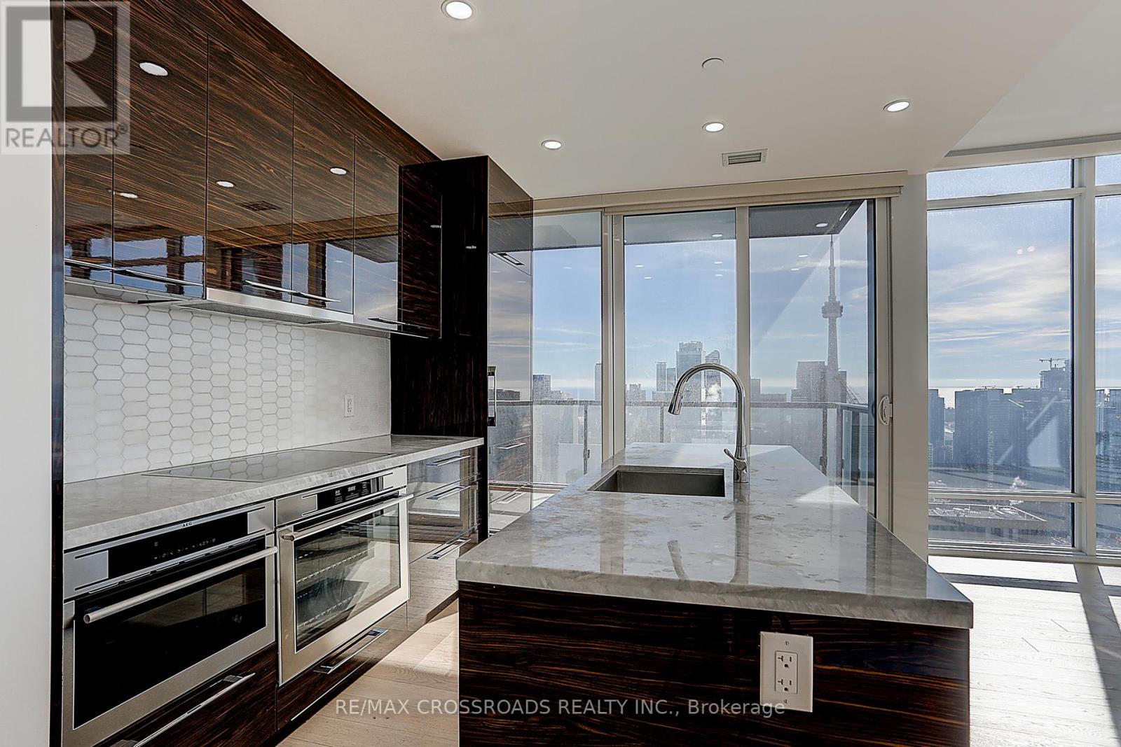 4310 - 488 University Avenue, Toronto, Ontario  M5G 0C1 - Photo 19 - C12583622