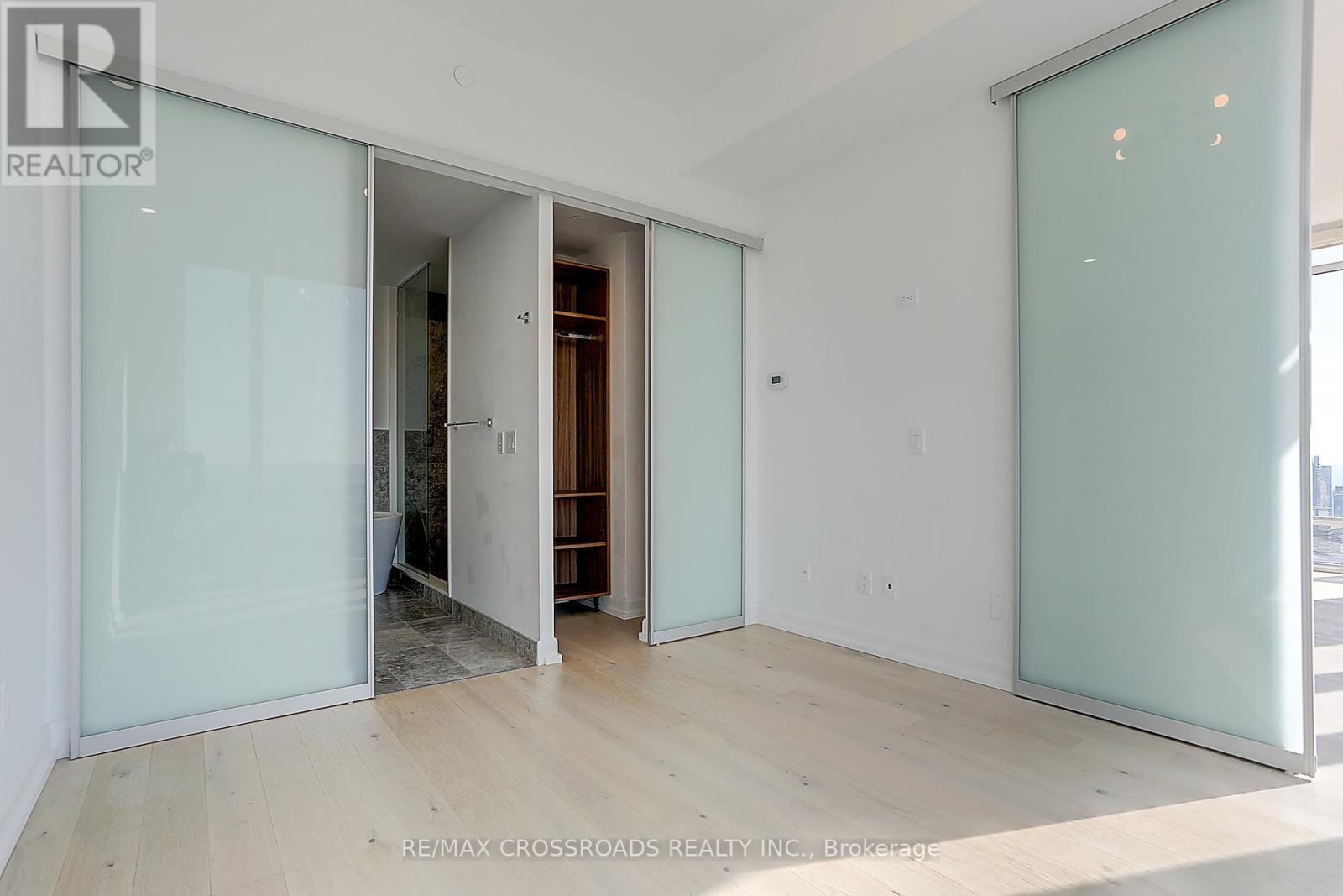 4310 - 488 University Avenue, Toronto, Ontario  M5G 0C1 - Photo 25 - C12583622