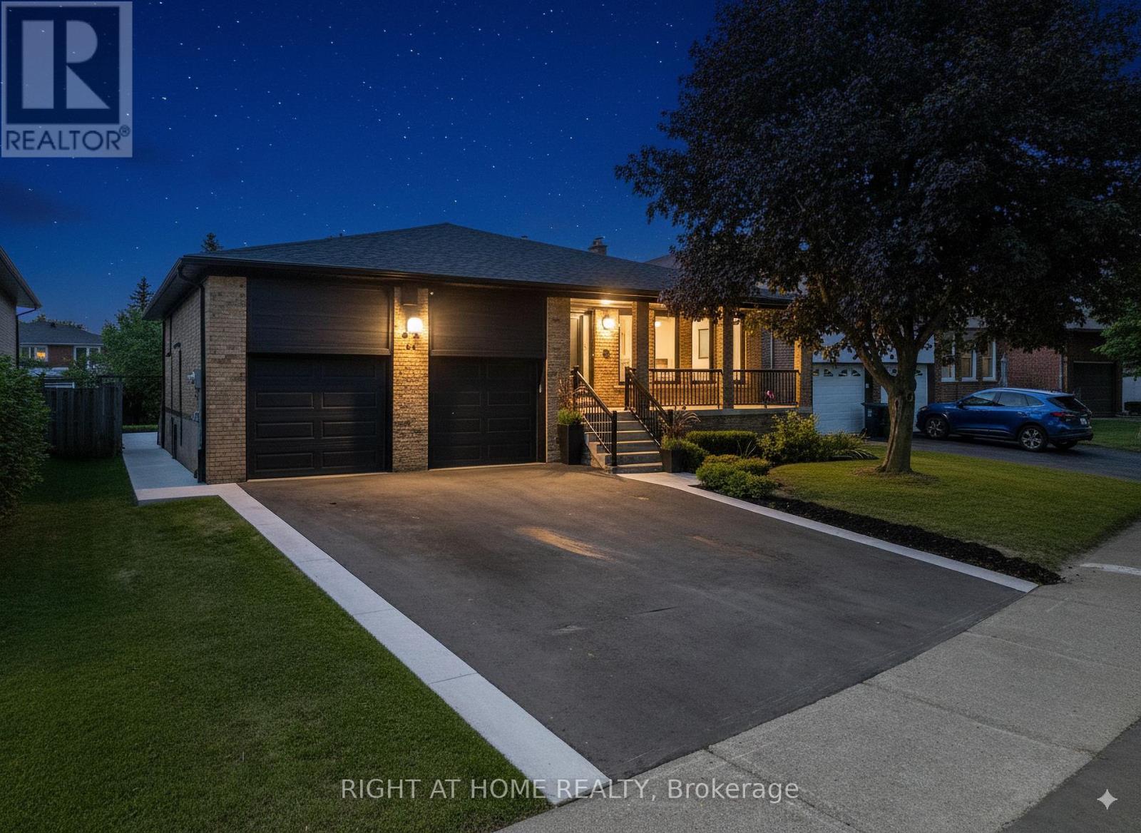 44 BEAMSVILLE DRIVE, Toronto, Ontario