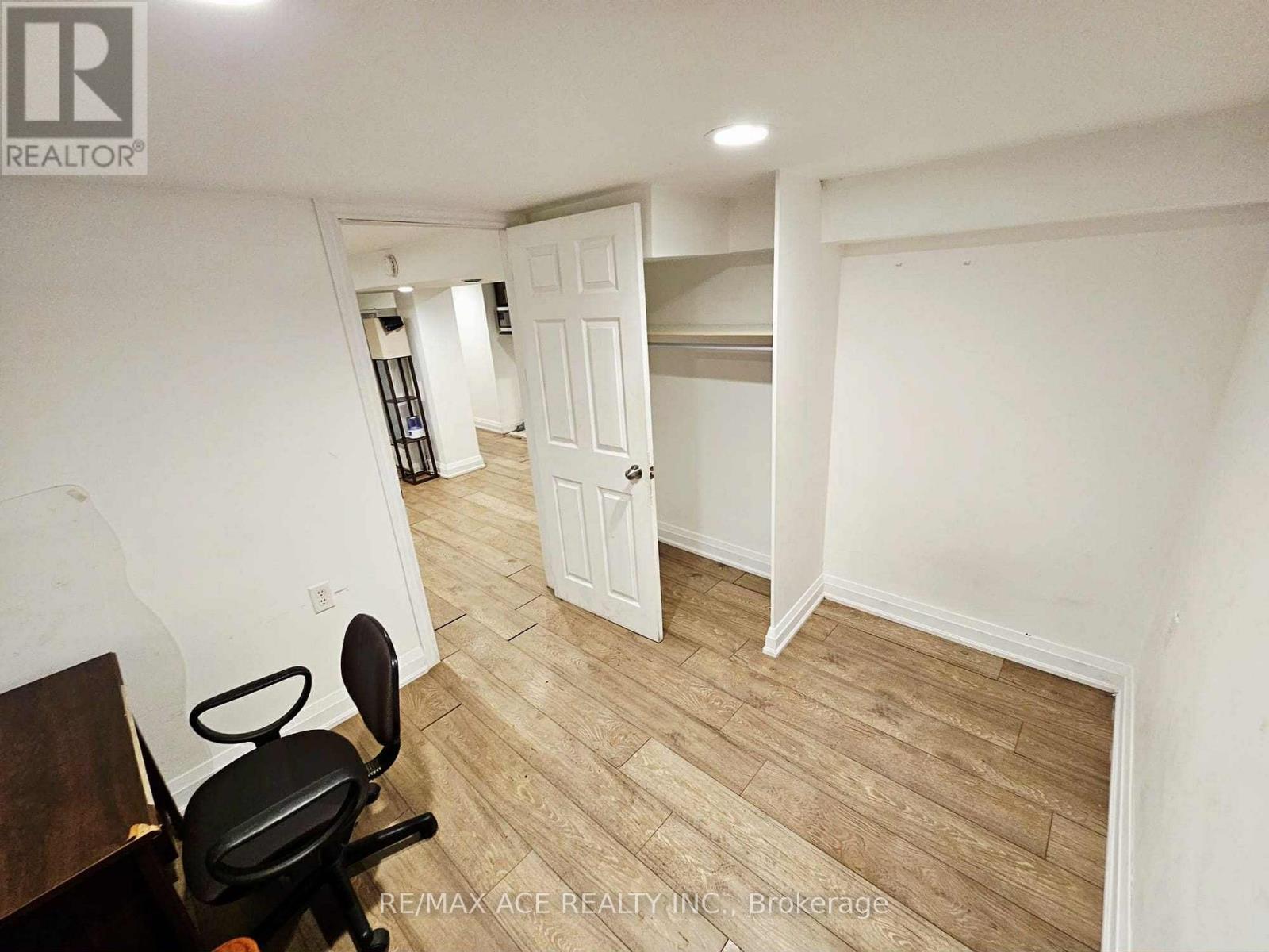 Bsmt - 50 Jeavons Avenue, Toronto, Ontario  M1K 1T2 - Photo 6 - E12583700