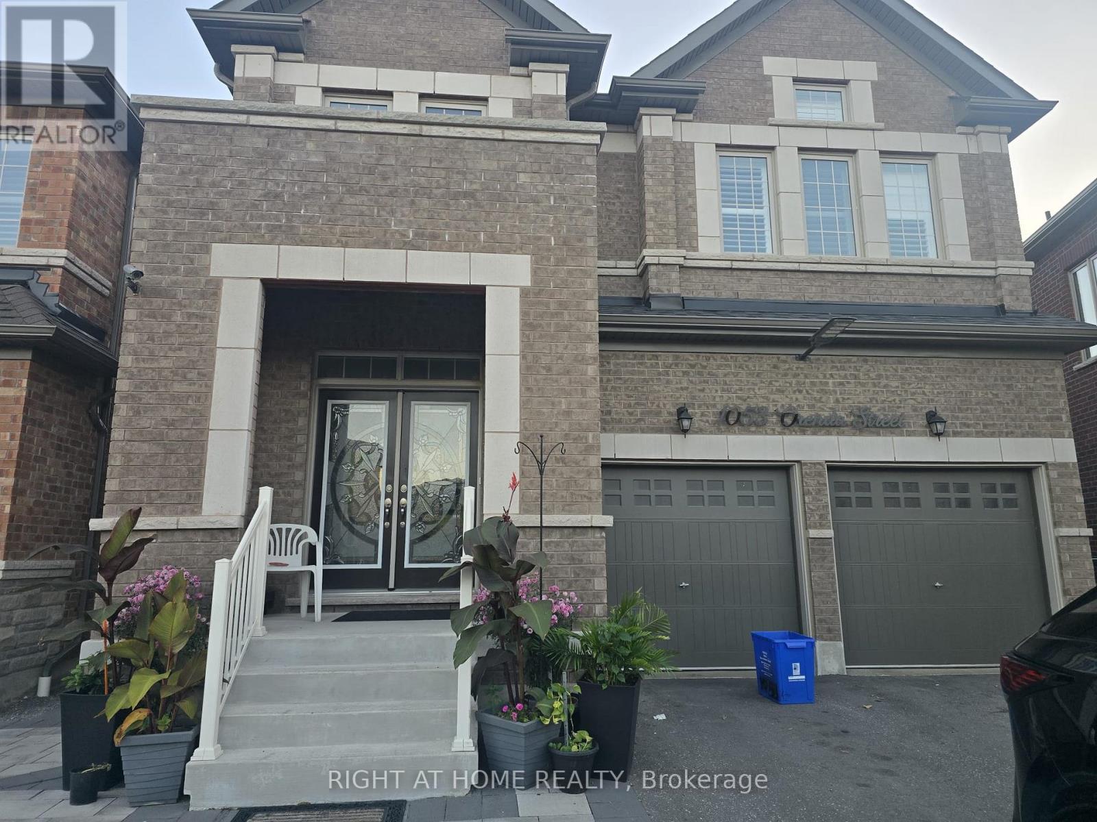 1053 ORENDA STREET, Pickering, Ontario