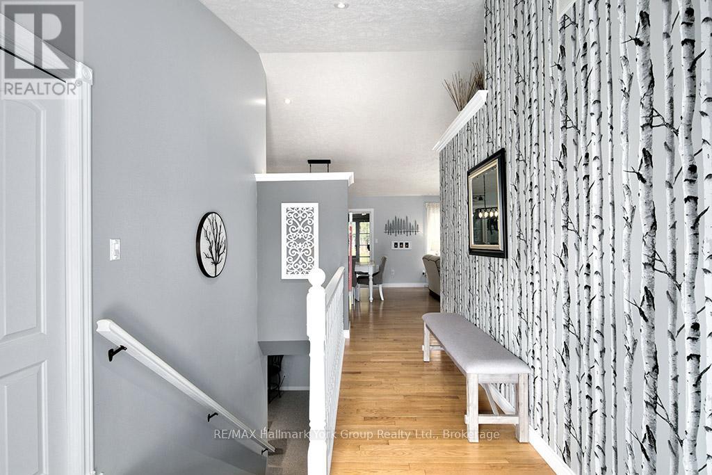 450 Ridge Road, Meaford, Ontario  N4L 1L9 - Photo 10 - X12583726