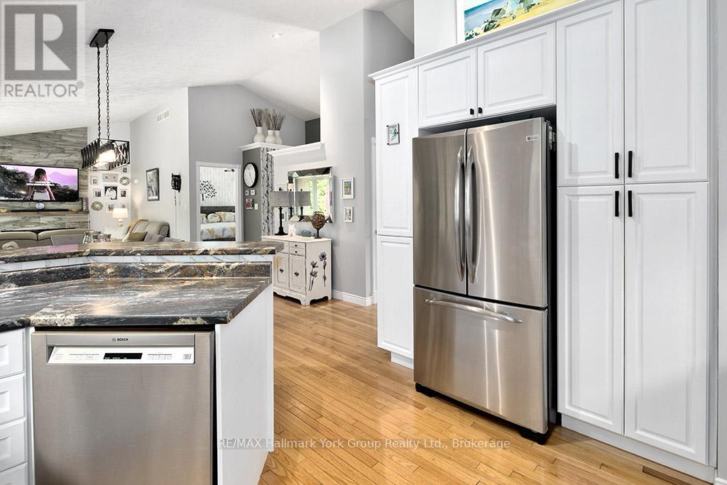 450 Ridge Road, Meaford, Ontario  N4L 1L9 - Photo 20 - X12583726