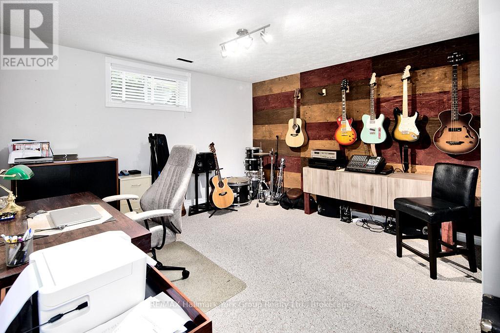 450 Ridge Road, Meaford, Ontario  N4L 1L9 - Photo 40 - X12583726