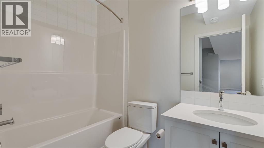 18 Amblehurst Path Nw, Calgary, Alberta  T3P 1W8 - Photo 27 - A2264041