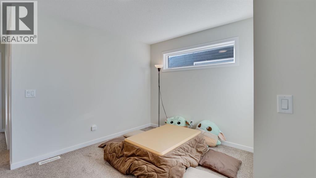 18 Amblehurst Path Nw, Calgary, Alberta  T3P 1W8 - Photo 19 - A2264041