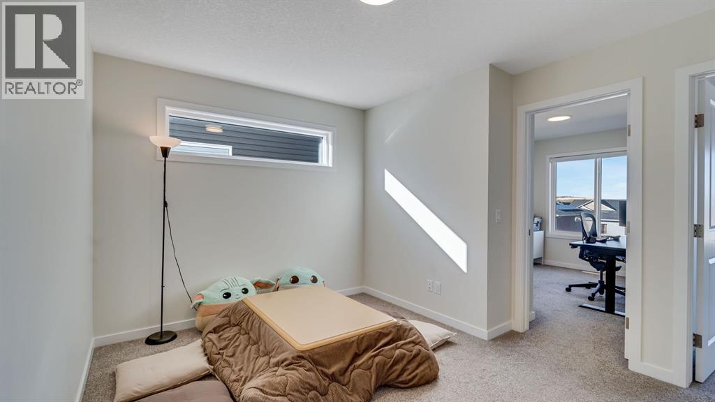 18 Amblehurst Path Nw, Calgary, Alberta  T3P 1W8 - Photo 18 - A2264041