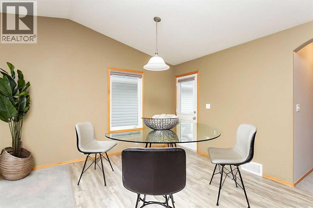 24 Lanterman Close, Red Deer, Alberta  T4R 3K3 - Photo 12 - A2269242