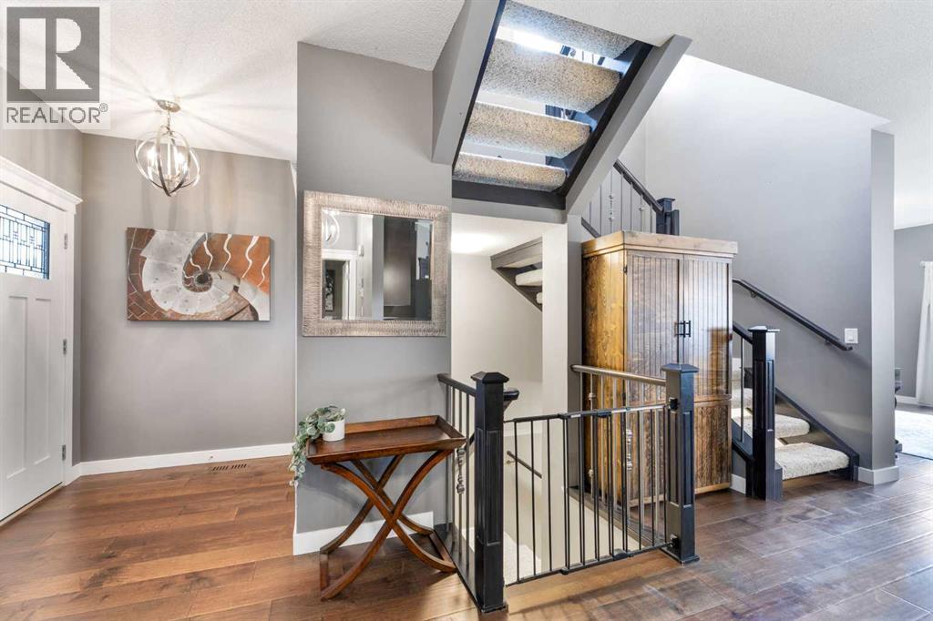 112 Kingsbridge Way, Airdrie, Alberta  T4B 0A9 - Photo 10 - A2267562