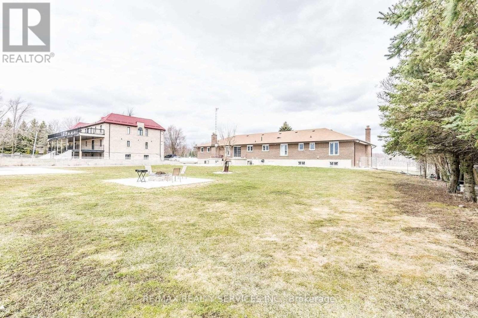 14394 Bramalea Road, Caledon, Ontario  L7C 2P6 - Photo 4 - W12583618